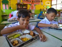 Menjaga MBG tetap berjalan melayani siswa